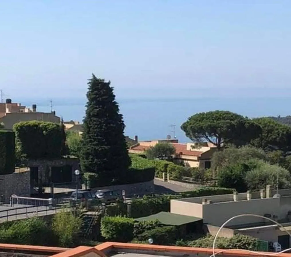 Al 37 Vista Mare E Colline Apartment Finale Ligure 0*,  Italy
