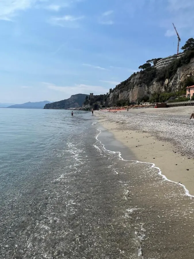 Al 37 Vista Mare E Colline Apartment Finale Ligure 0*,  Italy